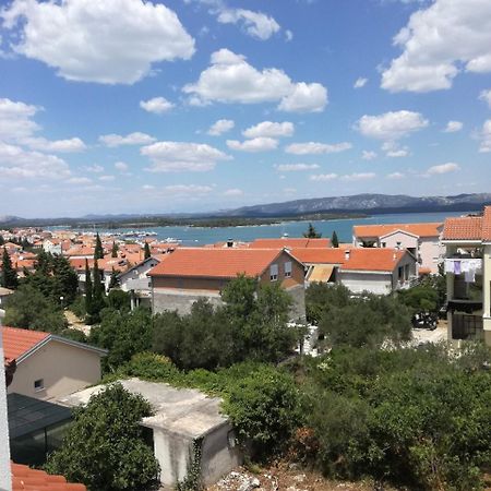 Apartments And Rooms Skalinada Murter Dış mekan fotoğraf