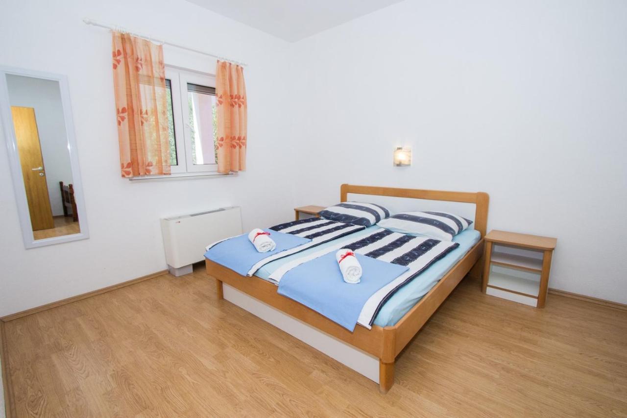 Apartments And Rooms Skalinada Murter Dış mekan fotoğraf