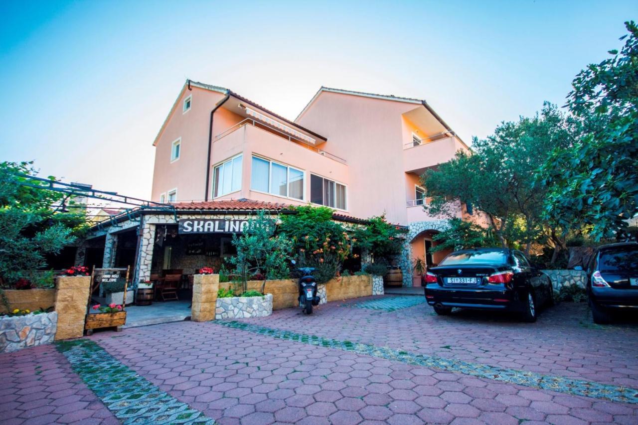 Apartments And Rooms Skalinada Murter Dış mekan fotoğraf